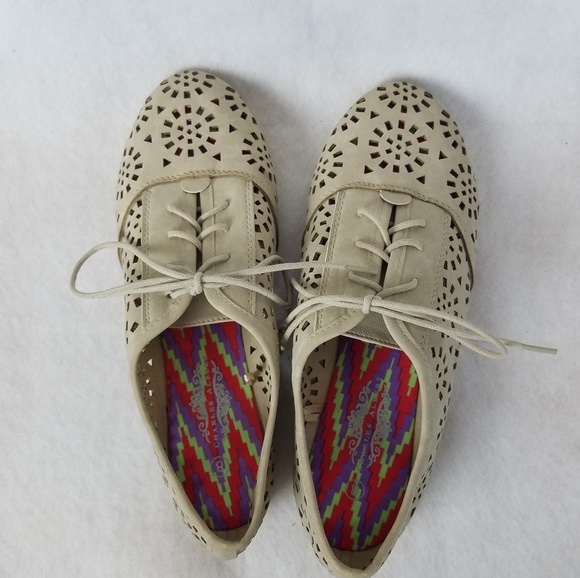 SOLD ON MERCARI Charles Albert Oxford Shoes NWOT - Picture 2 of 7